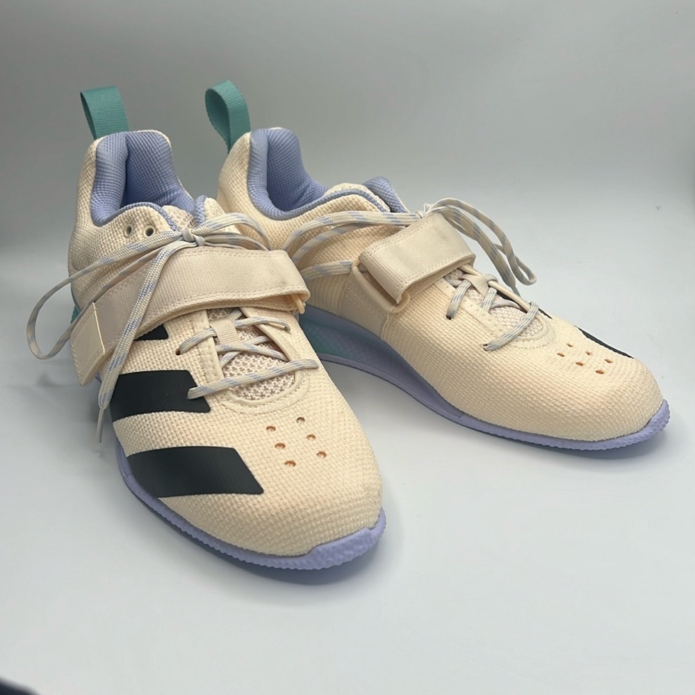 Adidas Adipower weightlifting shoes sz 8 (men) sz 9 (women)